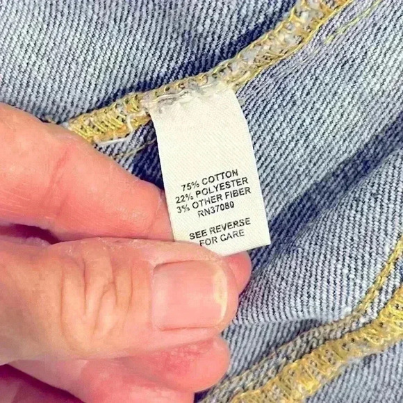 Cato Sleeveless Lace Trimmed Jean Vest Women’s Size Small - Picture 6 of 6